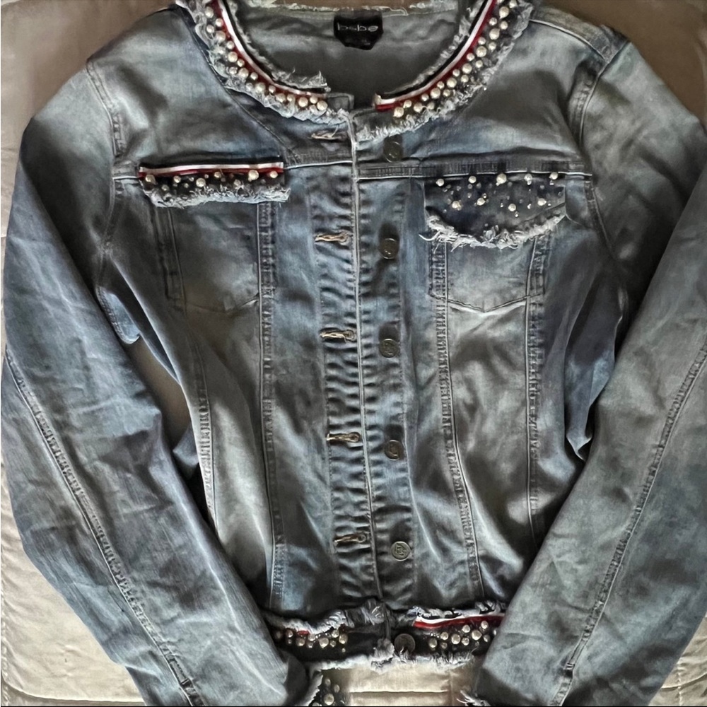 bebe Blue Red White Pearl Rhinestone Bedazzled Accent Denim Jean Jacket